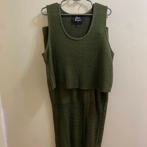 Nina Parker Knit Sweater Vest & Skirt Set